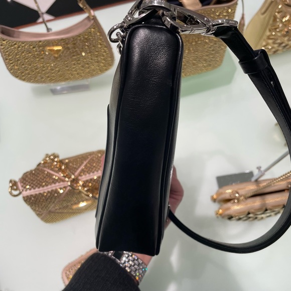 💯 Authentic PRADA Triangle Logo Embossed Leather Convertible Shoulder Bag (NWT) - Picture 9 of 16